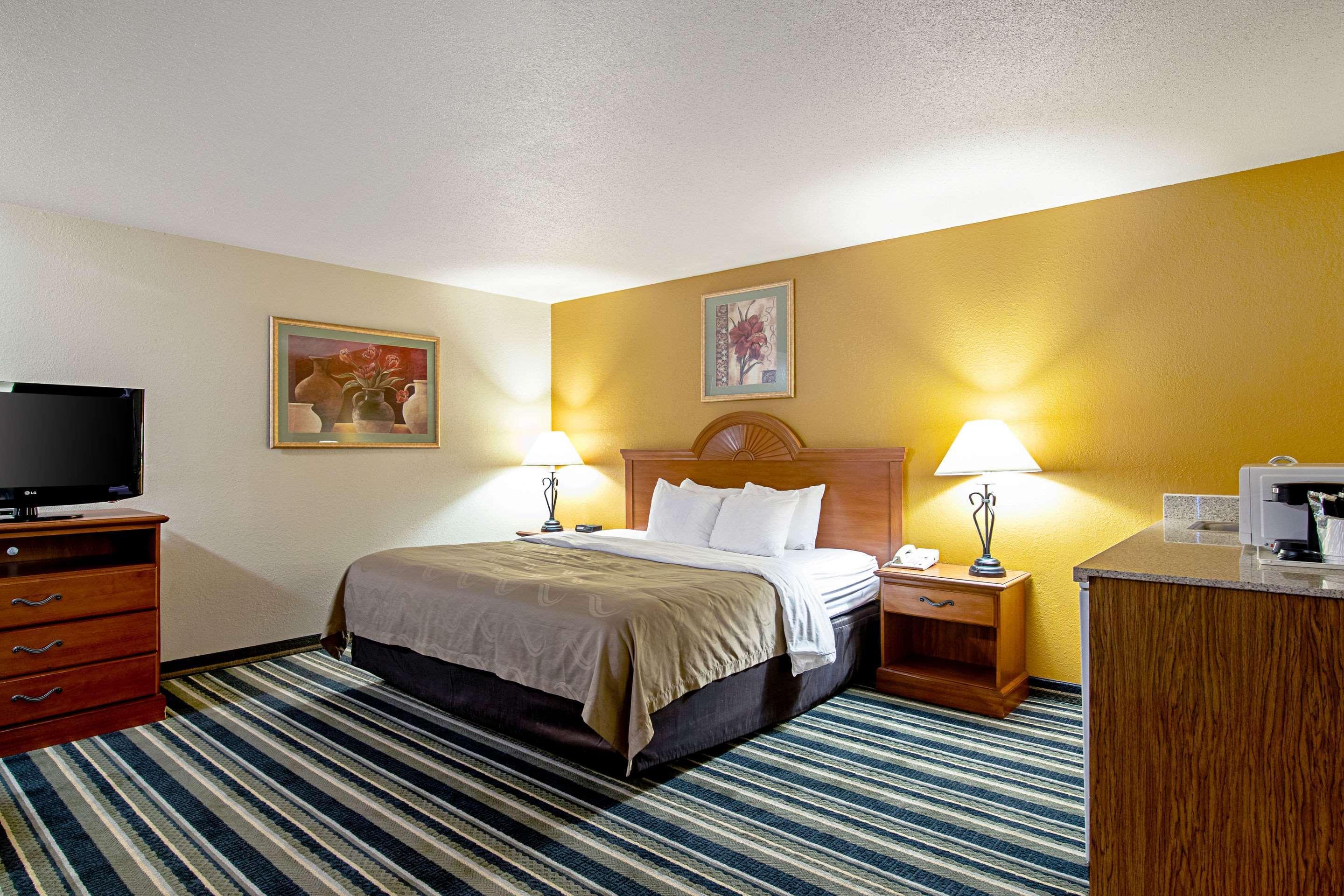 Quality Inn Huron Eksteriør bilde